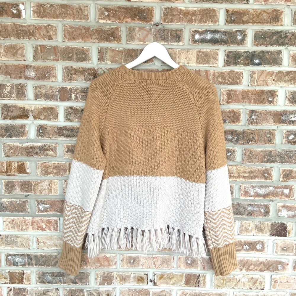 John + Jenn Erik Tan Cream Color Block Fringe Sweater Small - Picture 5 of 6